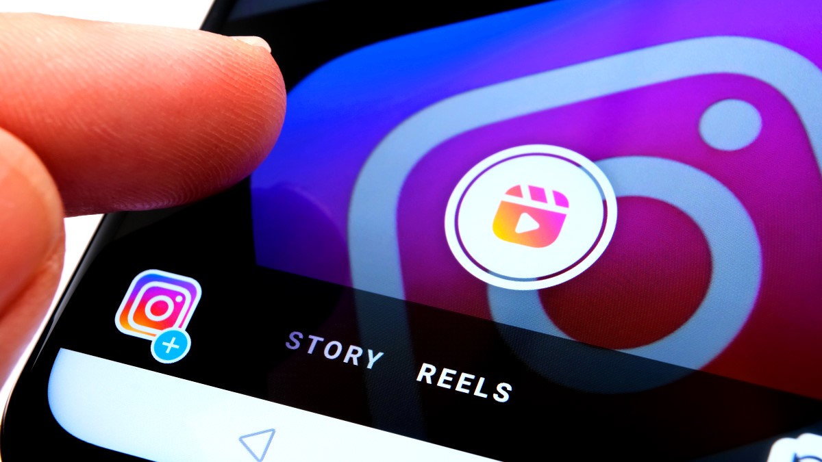 How to Install Instagram Reels on iPhone