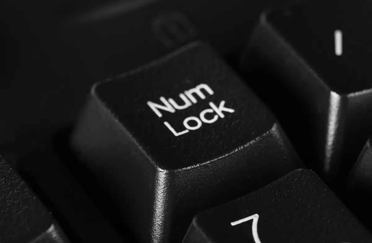 How to Keep Num Lock Always On Windows 10